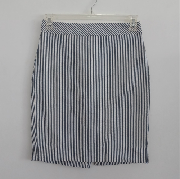 NWOT J.crew Seersucker vertical striped Navy Blue & White Pencil skirt sz 4 - Picture 14 of 15
